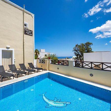 Vinas Place City Center Fira  Exterior foto