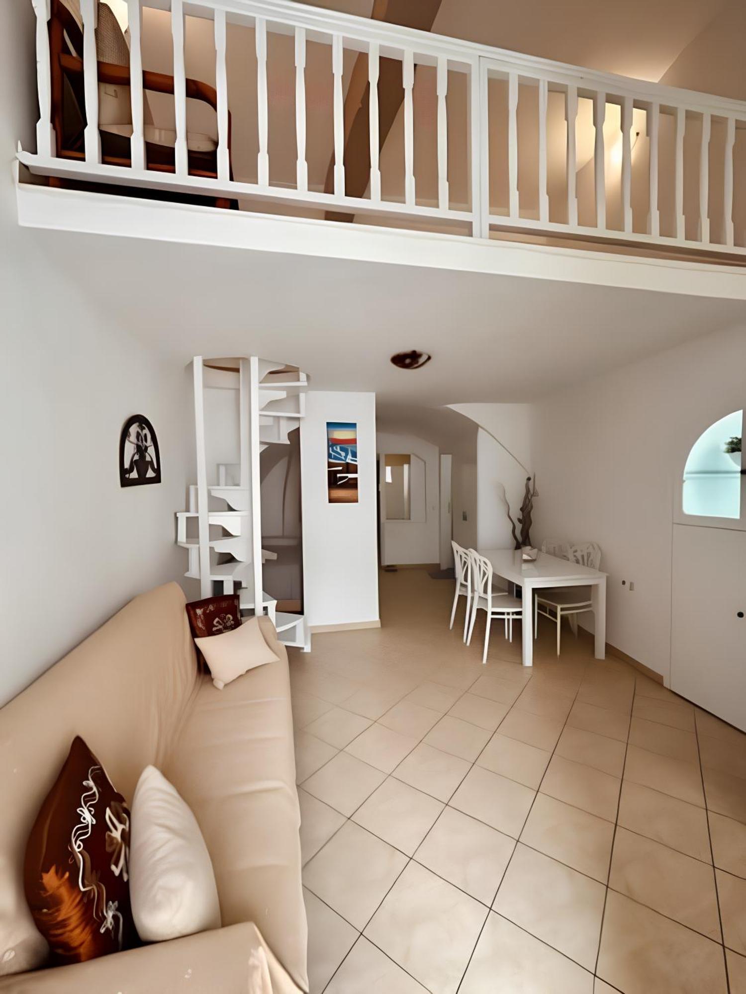 Vinas Place City Center Fira  Exterior foto