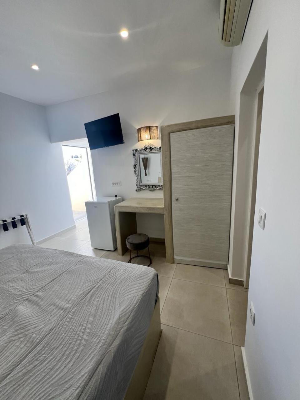 Vinas Place City Center Fira  Exterior foto