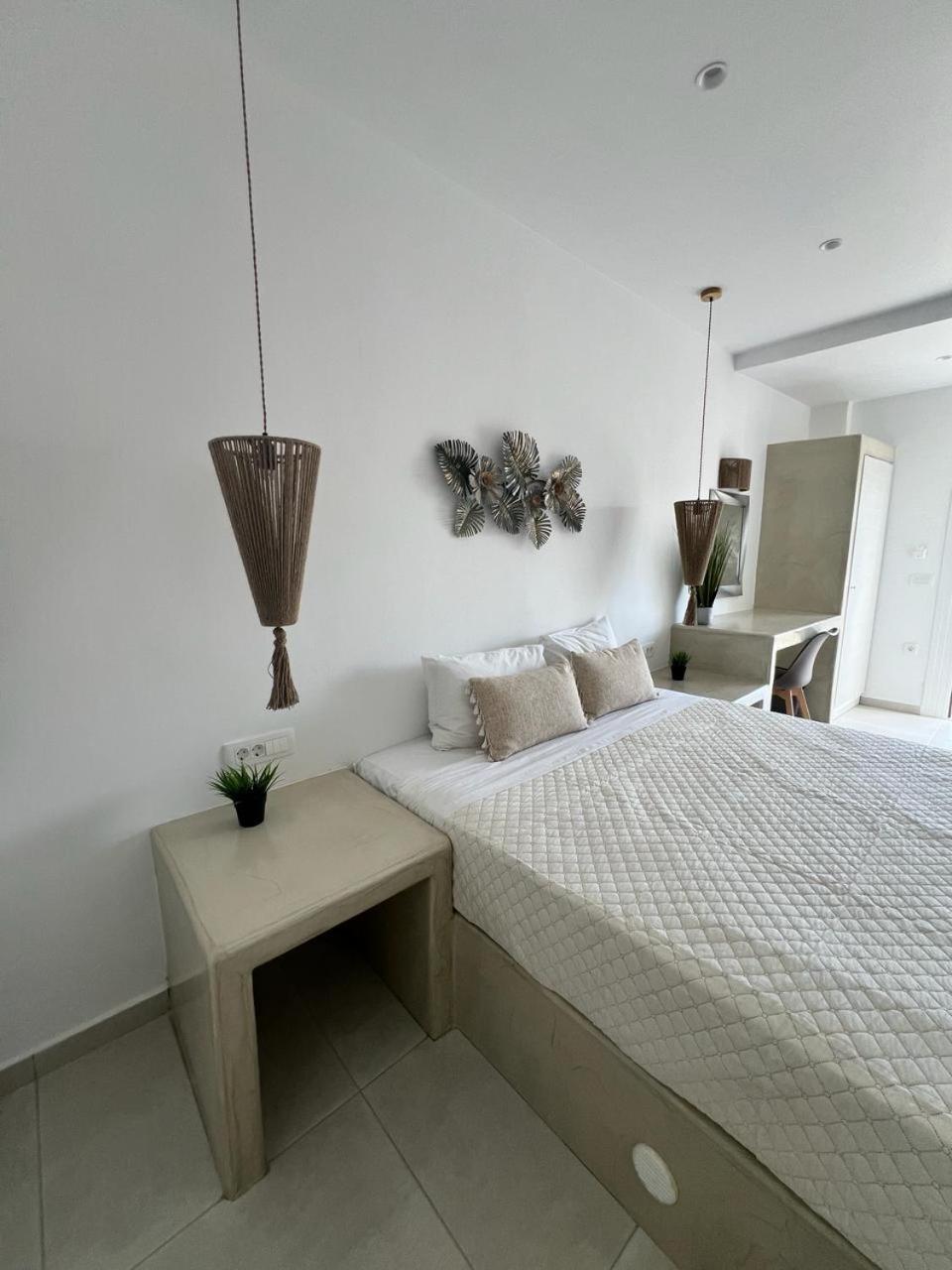 Vinas Place City Center Fira  Exterior foto